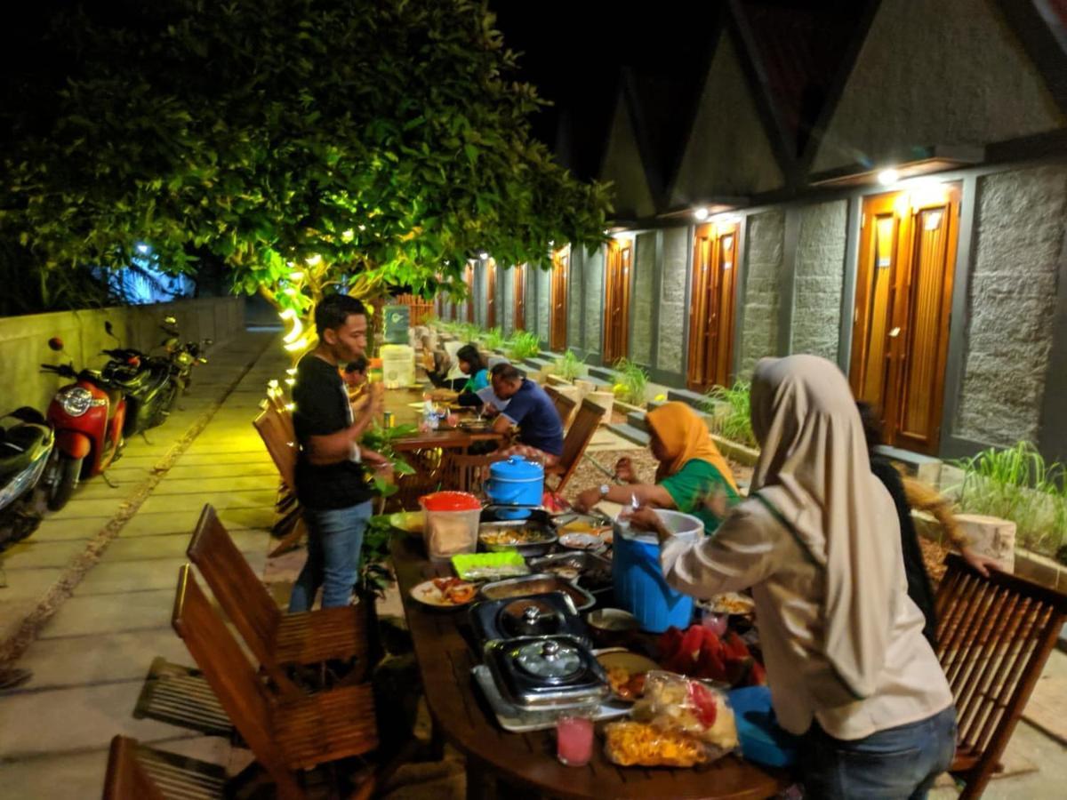 E2 Guest House Karimunjawa-Inseln Exterior foto